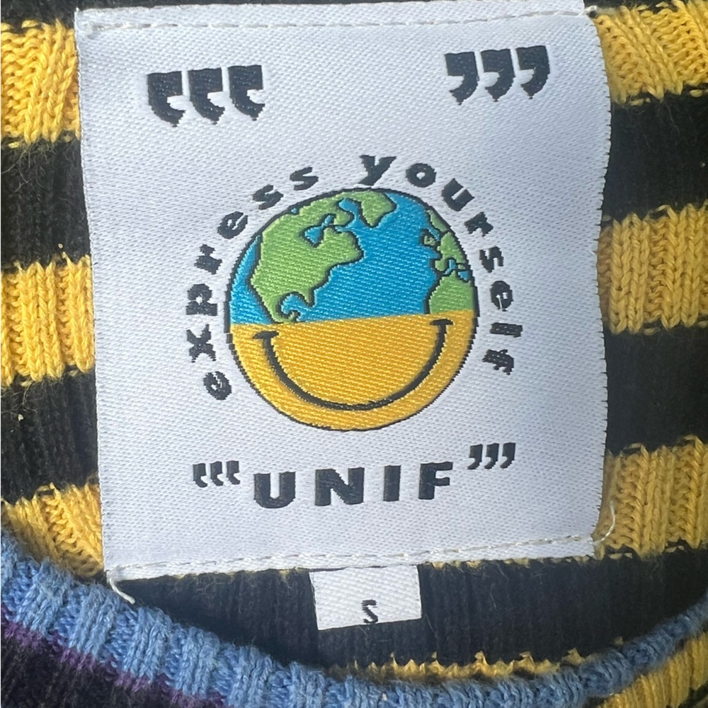 Rare UNIF Crop Sweater - Picture 5 of 6